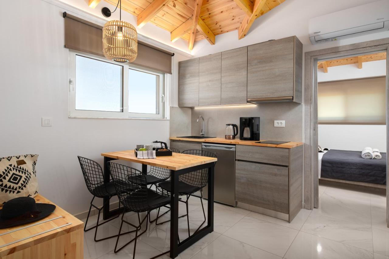 Aparthotel L & C Boutique Kremastí